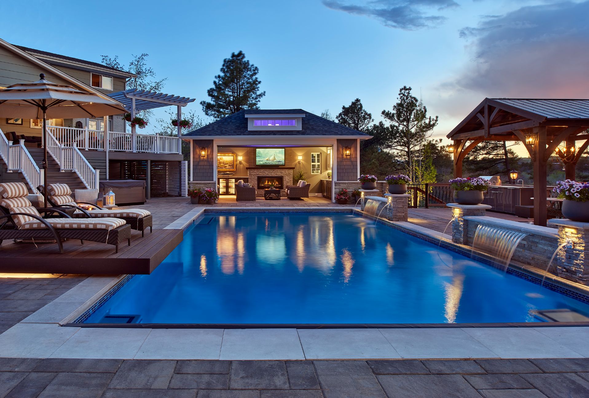 swimming pool and landscape